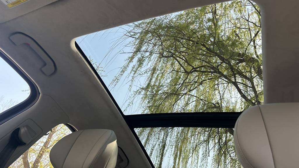 一臺(tái)不輸BBA豪華質(zhì)感的大5座SUV  還有這些亮點(diǎn)