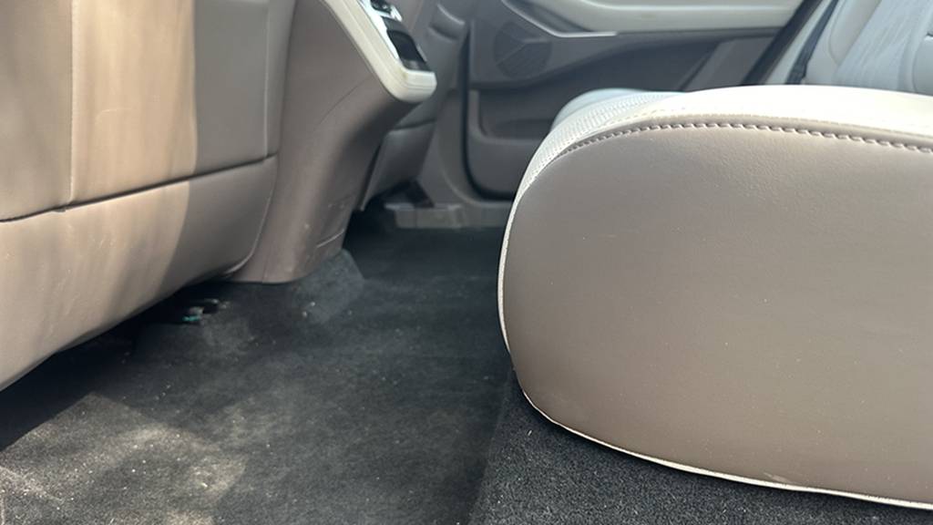 一臺(tái)不輸BBA豪華質(zhì)感的大5座SUV  還有這些亮點(diǎn)