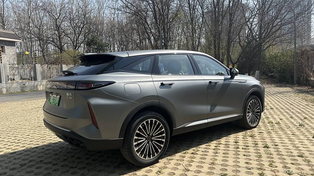 一臺(tái)不輸BBA豪華質(zhì)感的大5座SUV  還有這些亮點(diǎn)