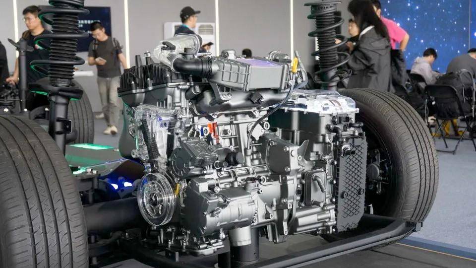 13萬元內有戲?吉利銀河E5減重降功率,續航至少有500km