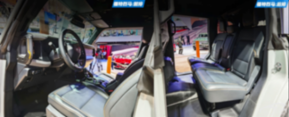 2024北京車展實(shí)拍:福特烈馬VS普拉多 11