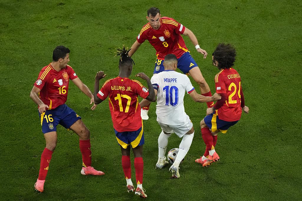 法國隊的功利主義被天才擊碎,德尚或憶起2018年的夏天