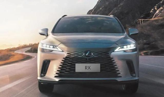 雷克薩斯也走親民路線，2.0T版本的RX，起售價只要35萬-有駕