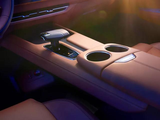 11.79萬續航破千,長安插混新車強勢來襲-有駕 11.79萬續航破千,長安插混新車強勢來襲-有駕