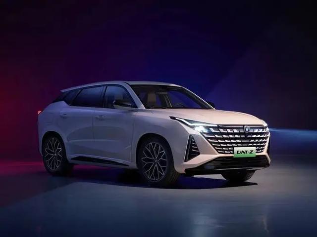 11.79萬續航破千,長安插混新車強勢來襲-有駕 11.79萬續航破千,長安插混新車強勢來襲-有駕