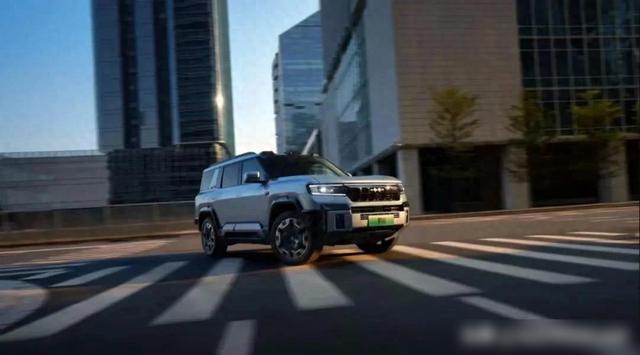 智能硬派新旗艦——方程豹豹8正式上市-有駕 智能硬派新旗艦——方程豹豹8正式上市-有駕