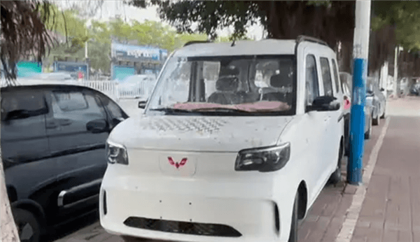 中國人自己的K-car!五菱之光EV亮相街頭:預計明年上市 中國人自己的K-car!全新五菱之光EV亮相街頭:預計明年上市開售