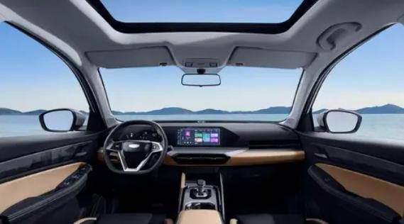 豪越PRO以神級(jí)配置,實(shí)力圈粉都市家庭