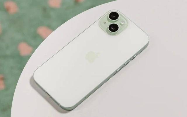 為什么iPhone16開賣后,還有很多人買iPhone15?果粉的回答很真實