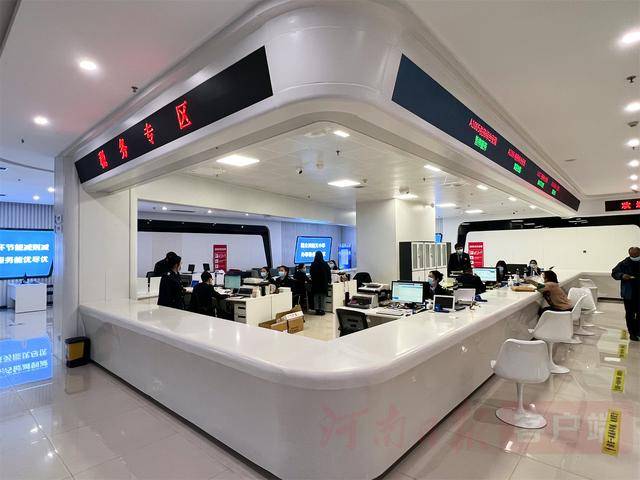 無人機“表演秀”,緣何閃耀鄭州航空港的夜空?