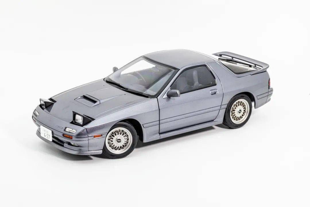 終于有廠家做出合金全開的FC了