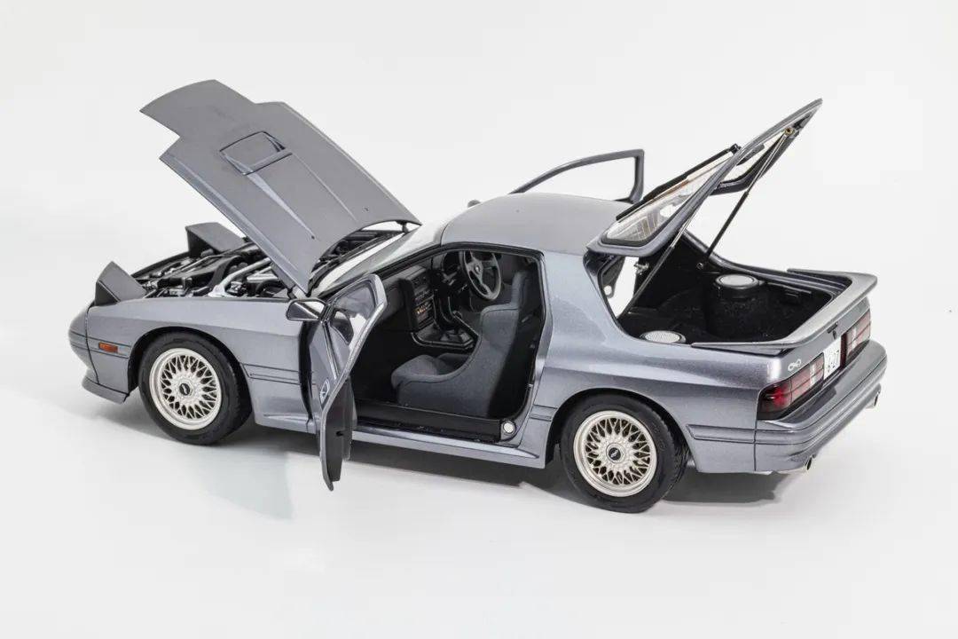 終于有廠家做出合金全開的FC了