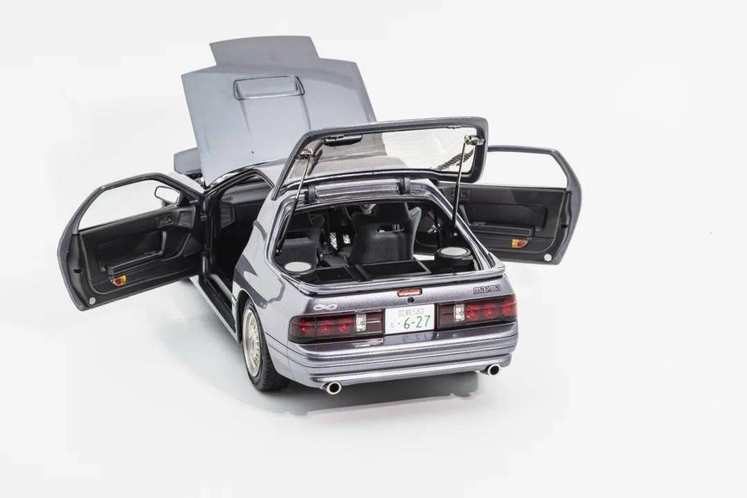 終于有廠家做出合金全開的FC了