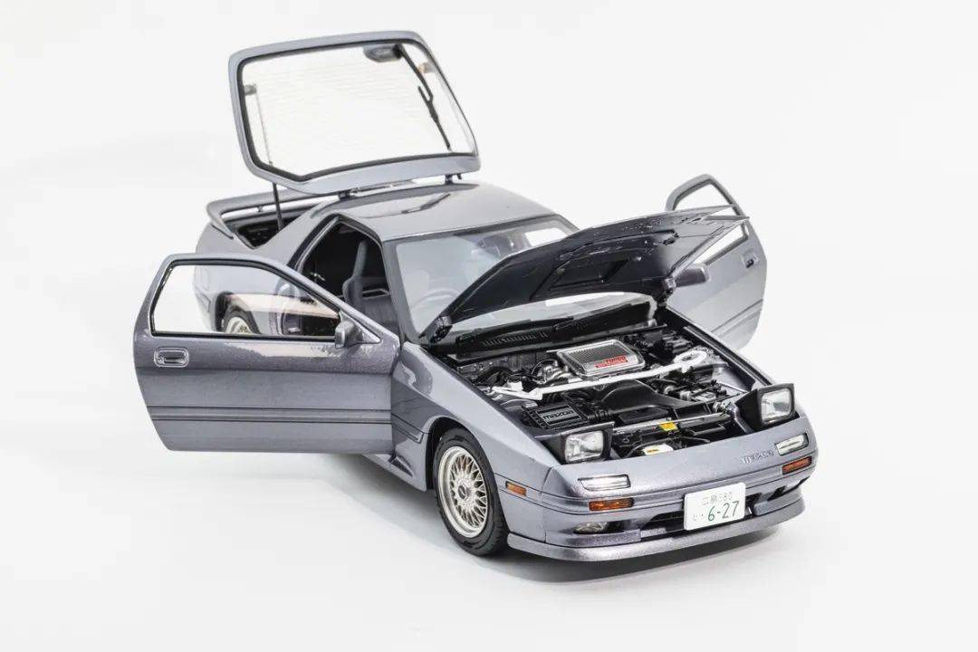 終于有廠家做出合金全開的FC了