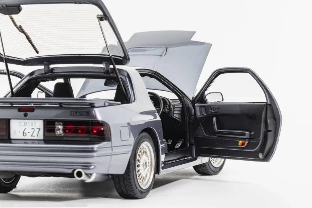 終于有廠家做出合金全開的FC了