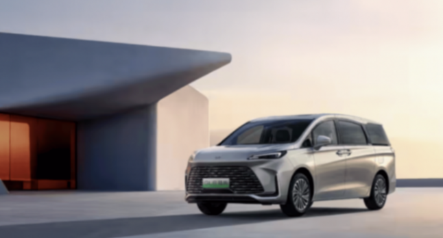 全新別克GL8陸尚24.99萬起,打比亞迪夏沒毛病