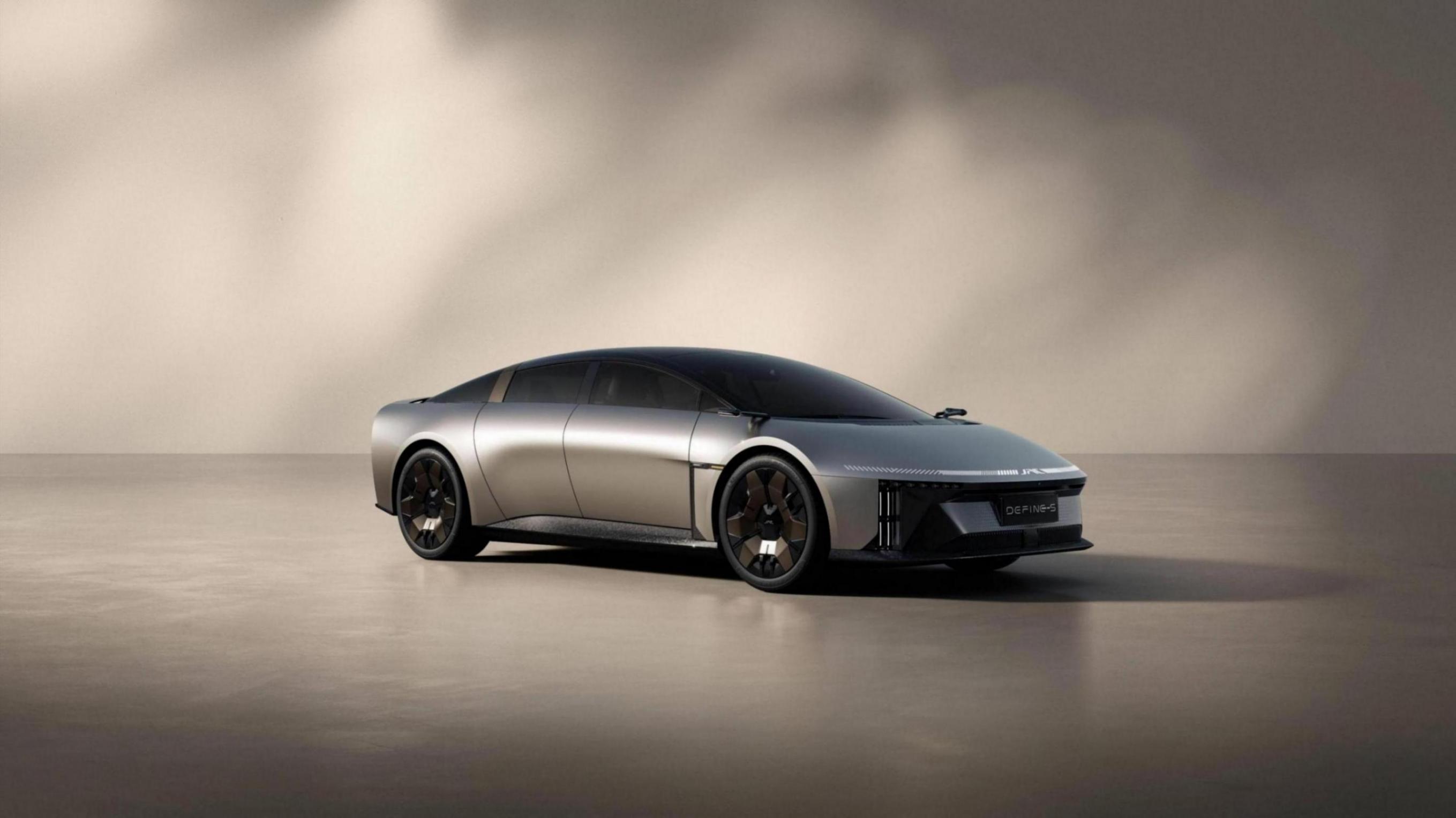 DEFINEX/S首發(fā)、尊界S800登場,江汽集團(tuán)上海車展“秀肌肉”