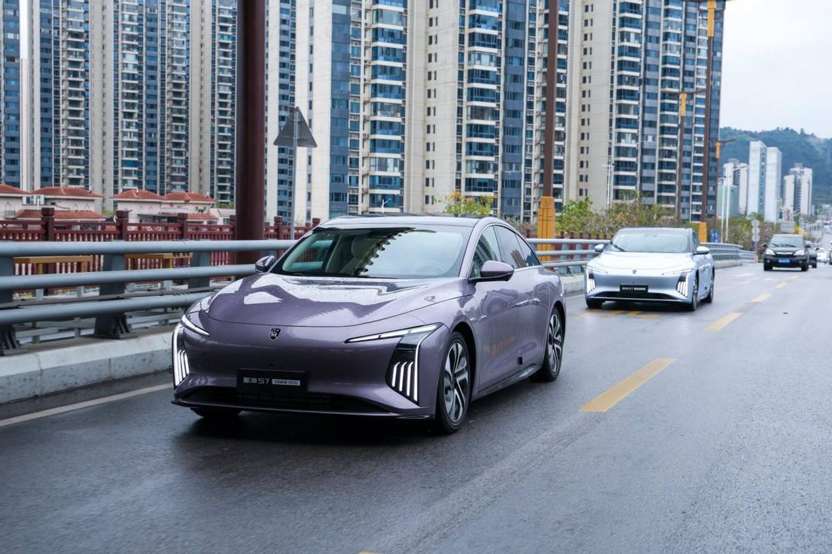 12.98萬元起 星海S7增程版上市 純電續(xù)航235km