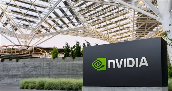 NVIDIA CEO黃仁勛奔波中美兩國！為了AI 為了造福全人類