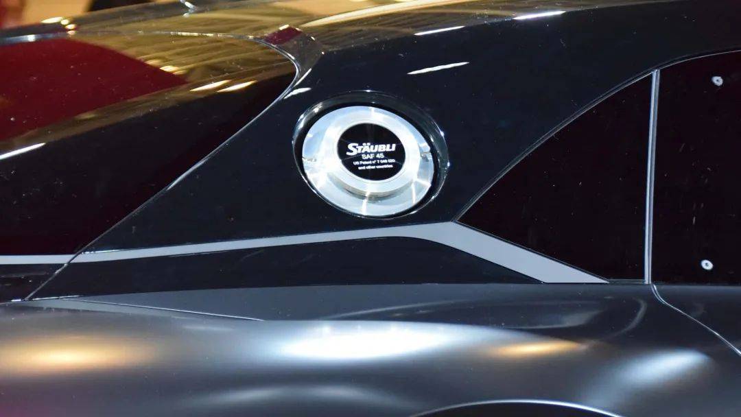 雷克薩斯LFR:又顛又吵大V8,這XX才叫車!