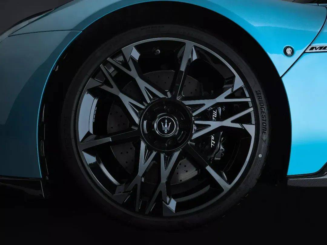 瑪莎拉蒂發布全新MC20 MCPURA,定制版果然就是更好看