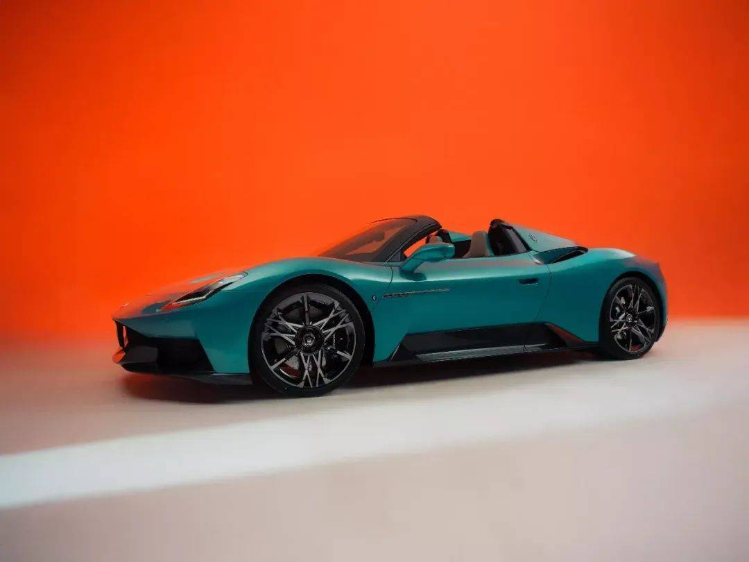 瑪莎拉蒂發布全新MC20 MCPURA,定制版果然就是更好看