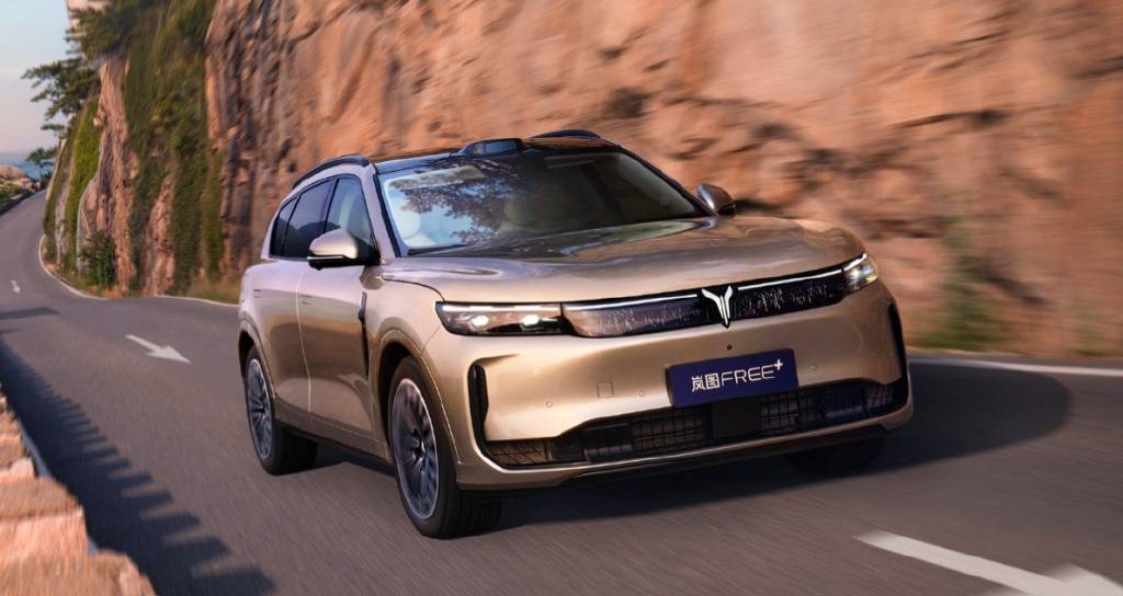 同為爆款單品,嵐圖FREE+和唐L DM該怎么選?