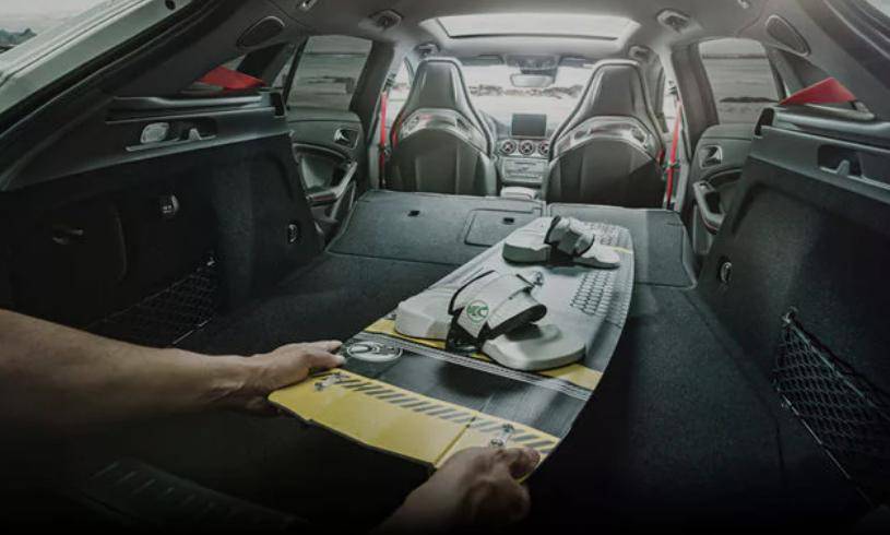 奔馳首款純電獵裝來了,761km續航+三聯屏夠香嗎?