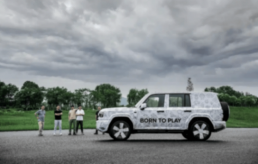 1.5T四驅(qū),方盒子,側(cè)開門,外掛備胎,國(guó)產(chǎn)“衛(wèi)士”,年內(nèi)上市