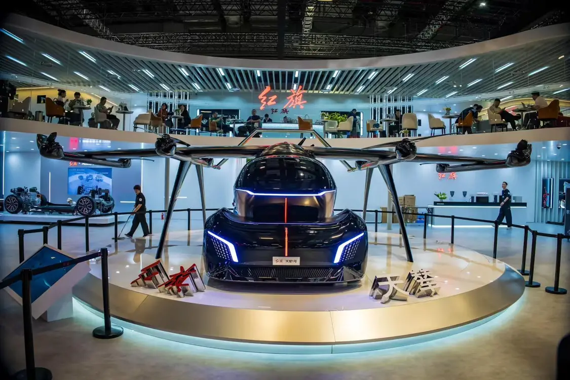 紅旗飛行汽車目標(biāo)2029年推出首款產(chǎn)品,2035年實(shí)現(xiàn)商業(yè)化載人飛行 4R7A4205.jpg