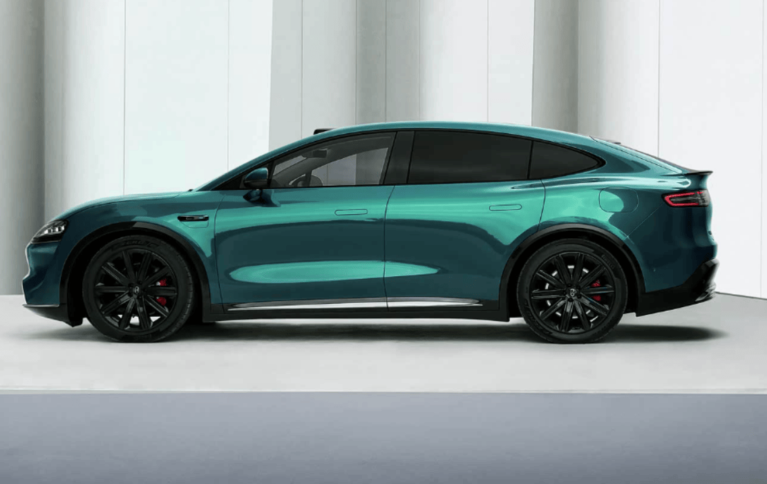 華為ADS 4系統+雙零重力座椅,新款智界R7能否實現突圍?