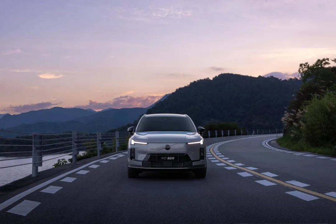 沃爾沃全新XC70,劍指“豪華超混第一車”