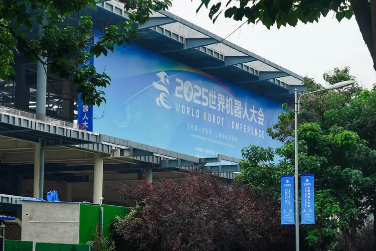 世界機器人大會上什么都有,就是沒什么共識