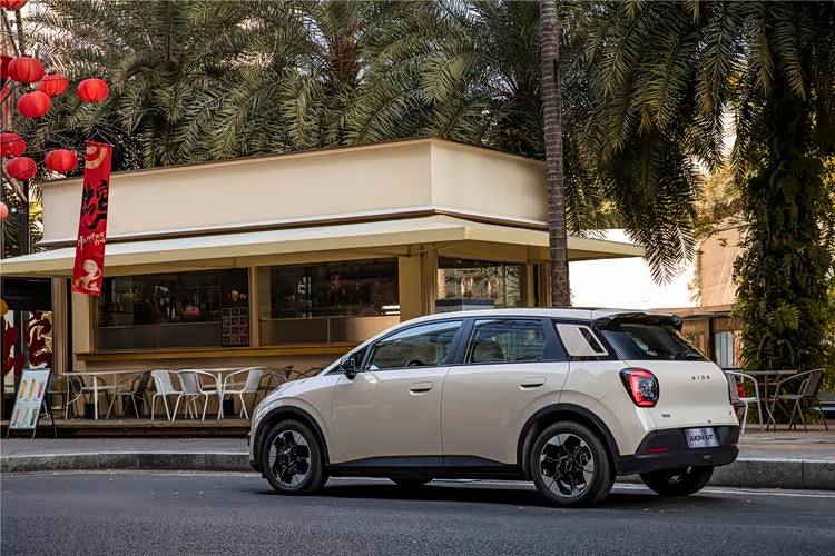 既舒適又有情緒價值,買這車真的賺到了