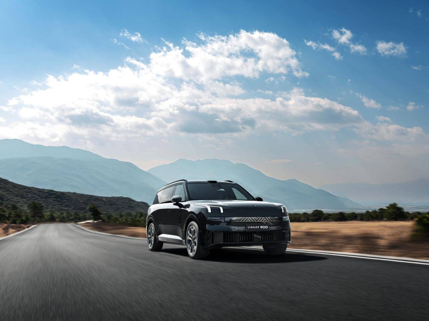 領克900主銷車型2.0T Ultra版占比達64%,突破35萬價位段壁壘,助力領克成為中國品牌高端化進程中的“現象級樣本”