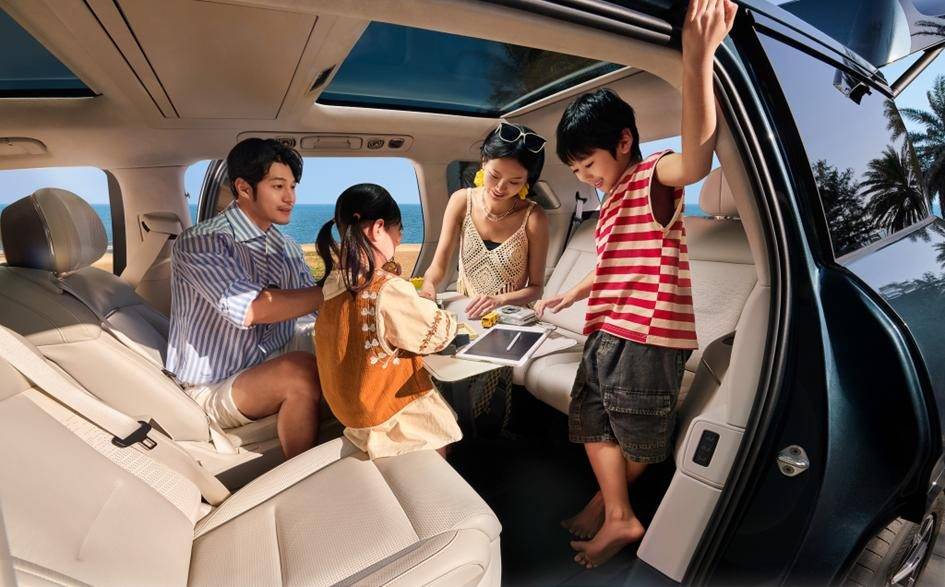 領克900主銷車型2.0T Ultra版占比達64%,突破35萬價位段壁壘,助力領克成為中國品牌高端化進程中的“現象級樣本”