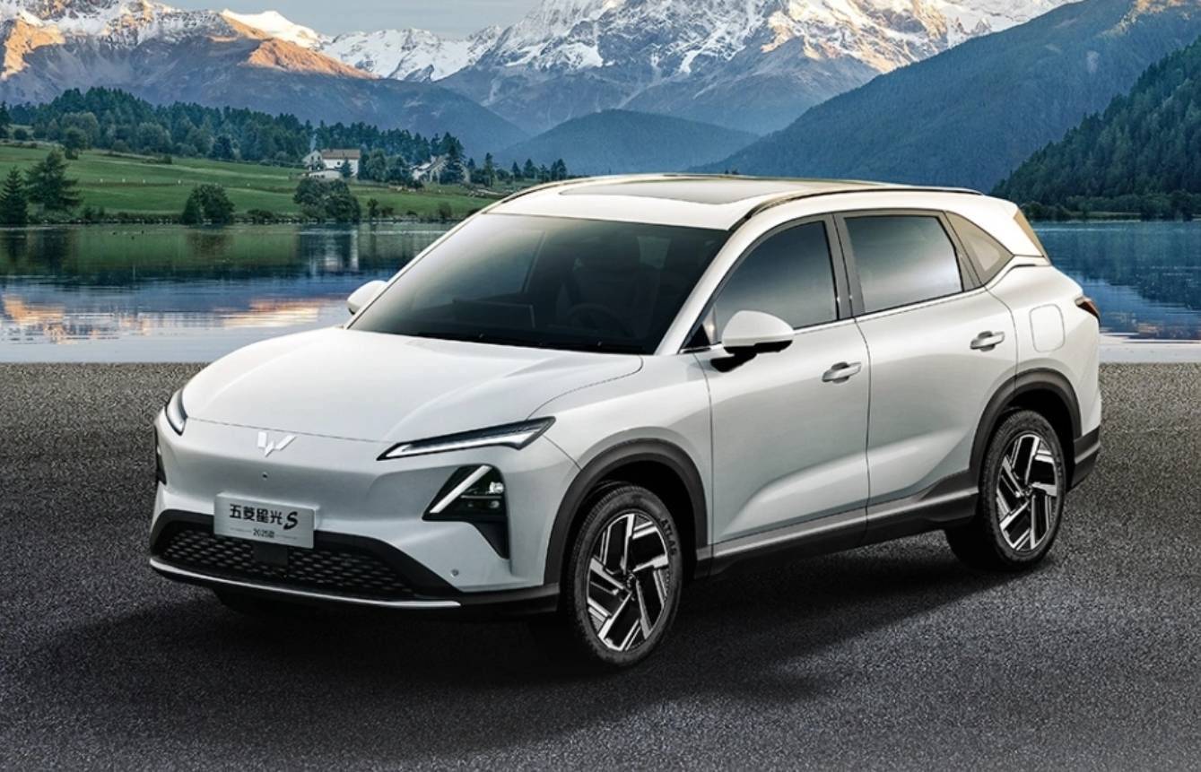 1.5T插混+智駕,25款五菱星光S售8.98萬起!對標比亞迪宋PLUS!