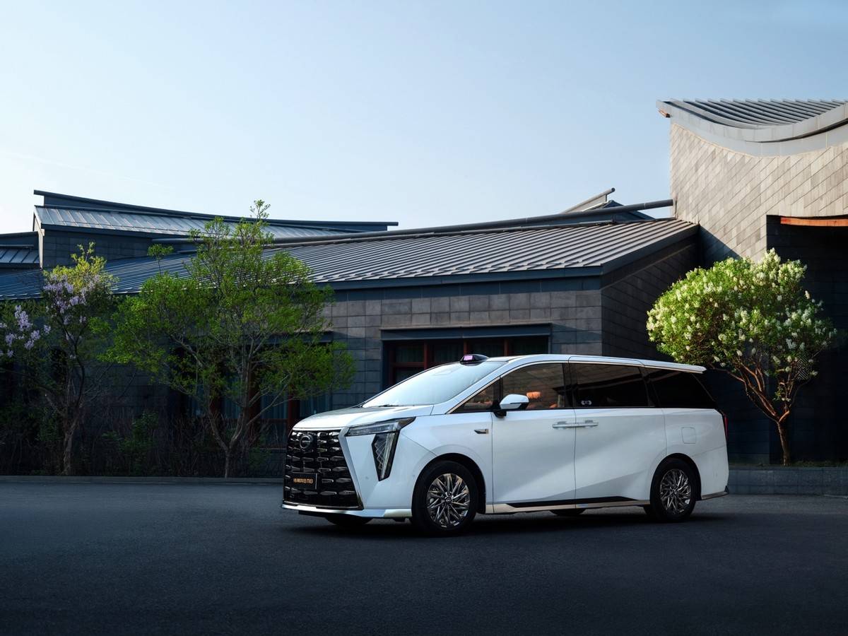 宜家又宜商!傳祺向往M8乾崑為何成為高端MPV新頂流?