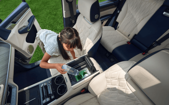 全新坦克500震撼上市:都江堰畔開啟越野新時代,售價33.5萬元起