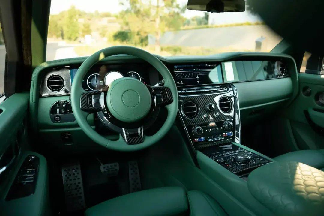 Brabus 700,如何高性能的升級勞斯萊斯庫里南