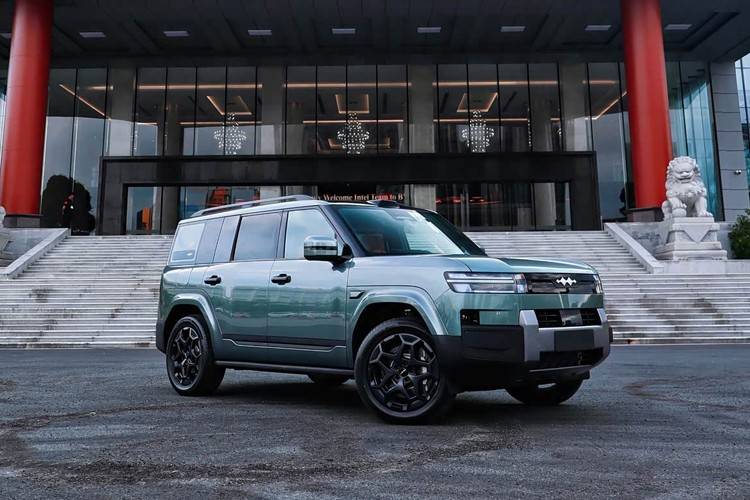 比亞迪全新中大型SUV只賣18萬(wàn)!“船夫哥”狠起來(lái)連自己都不放過(guò)?