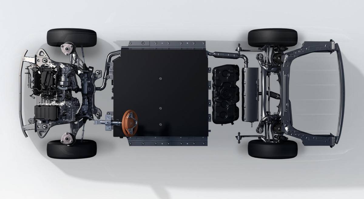 比亞迪全新中大型SUV只賣18萬(wàn)!“船夫哥”狠起來(lái)連自己都不放過(guò)?