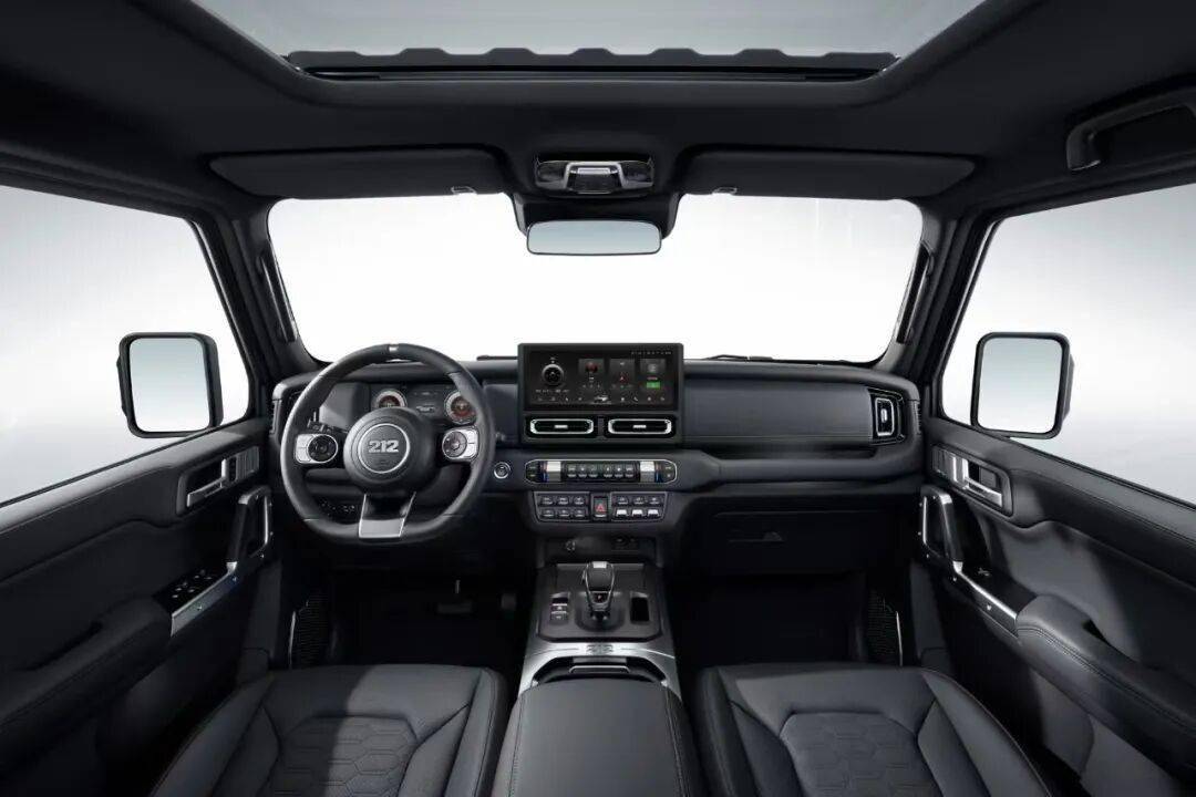 14萬起顏值不錯的212越野車,開起來怎么樣?