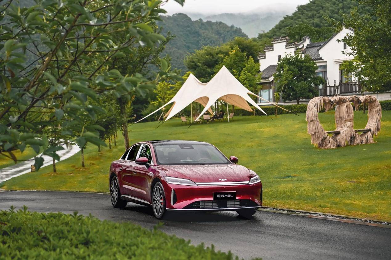 風云A9L首月交付破萬,高端轎車市場出現“爆款國貨”?