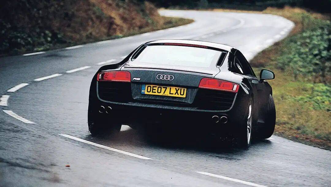 初代奧迪R8:20年前,就連保時捷911都要退避三舍