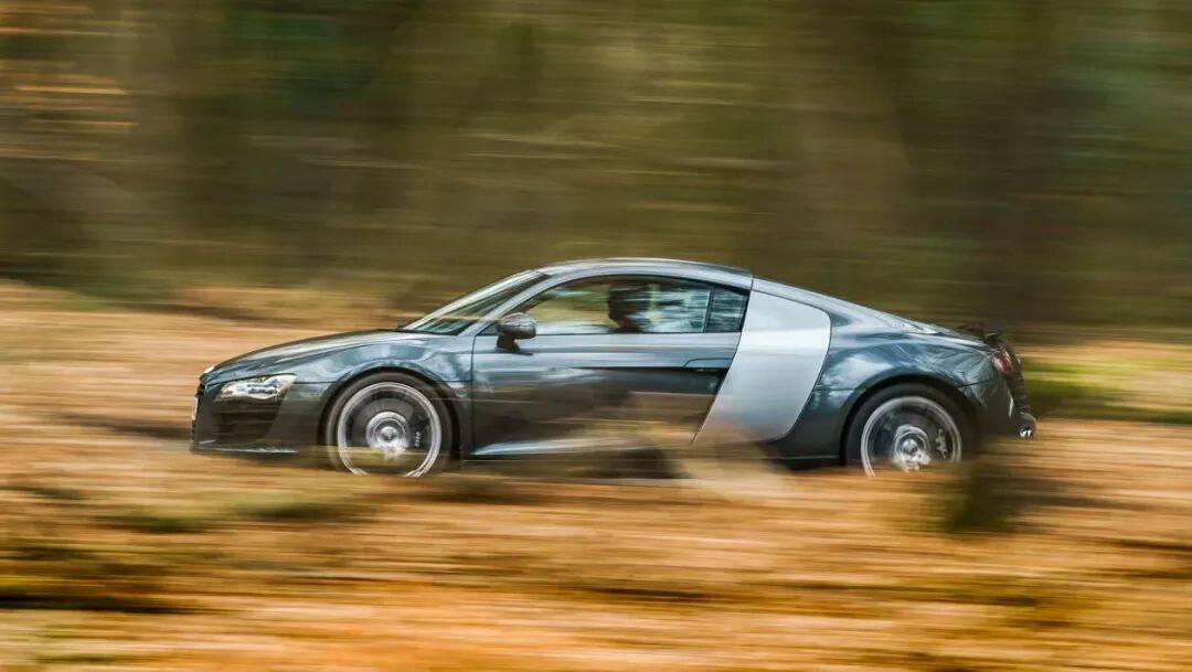 初代奧迪R8:20年前,就連保時捷911都要退避三舍