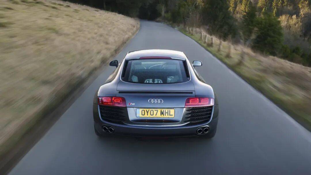 初代奧迪R8:20年前,就連保時捷911都要退避三舍