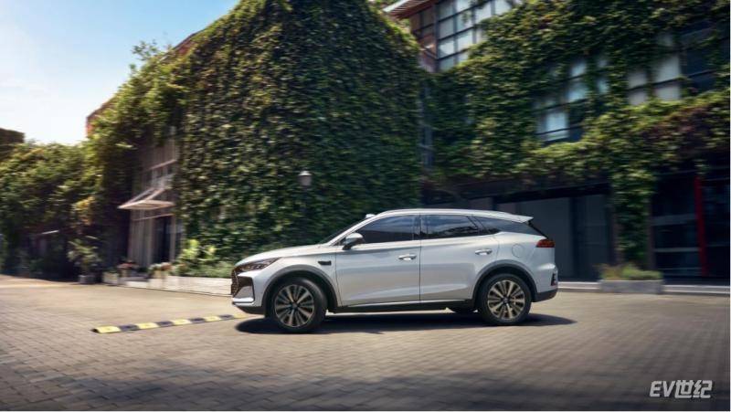 比亞迪唐DM-i智駕版175KM長續航版上市,開啟家庭出行新篇章