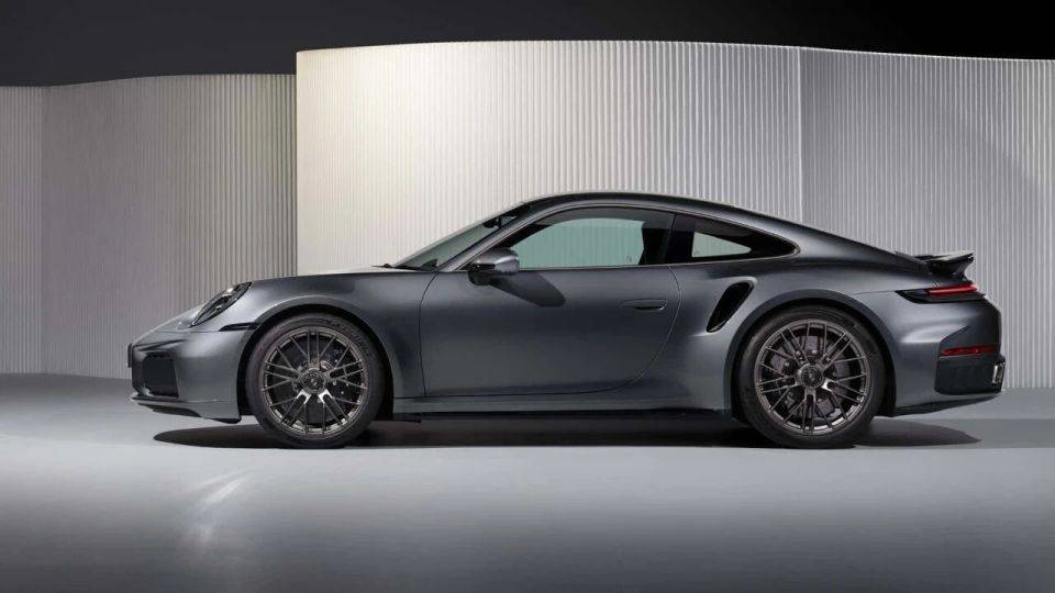 保時捷新款911 Turbo S,雙渦輪混動,售272.8萬起