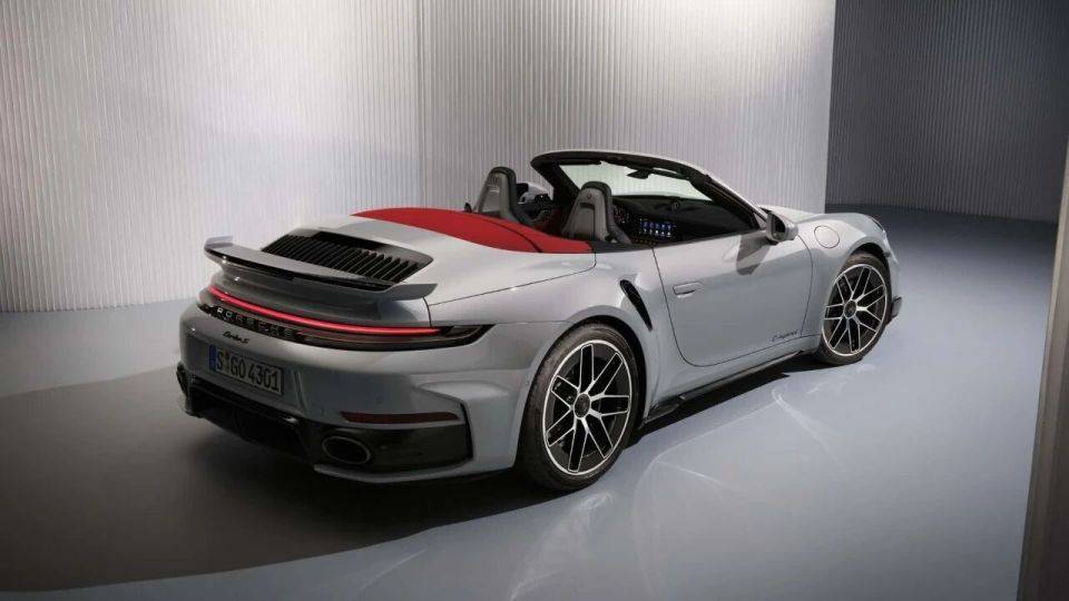 保時捷新款911 Turbo S,雙渦輪混動,售272.8萬起